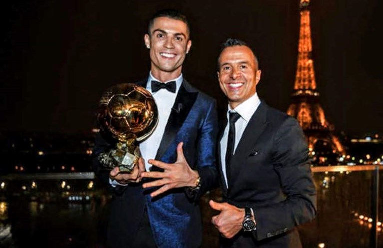 Ronaldov menadžer: "Nagrada Modriću? Smiješno"